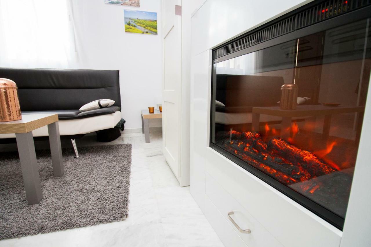 Good Vibes Estudio Deluxe Trinidad 1 Málaga Dış mekan fotoğraf